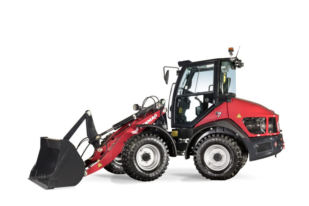 V7 compact wheel loader